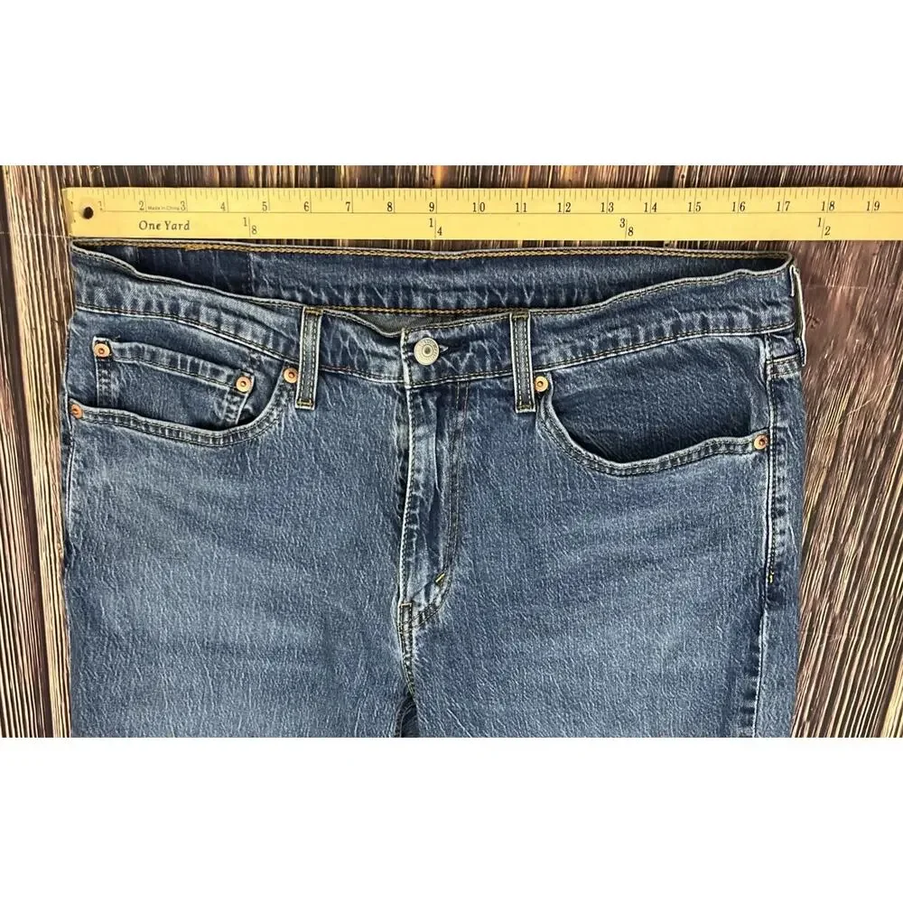 Levi's 541 Athletic Fit Light Wash Jeans Mens Size 34x30 (Measures 34x29)